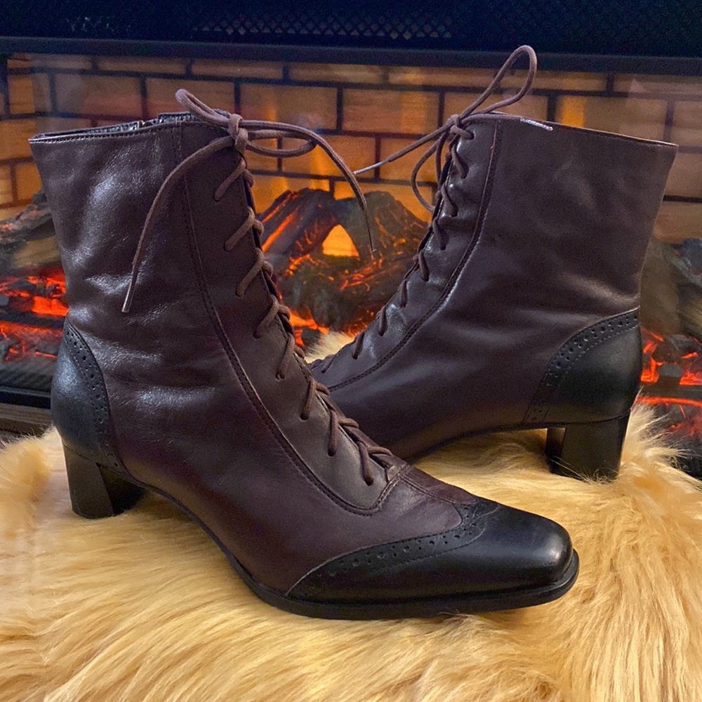 Vintage Maryland Square “Ms Kitty” Granny Booties